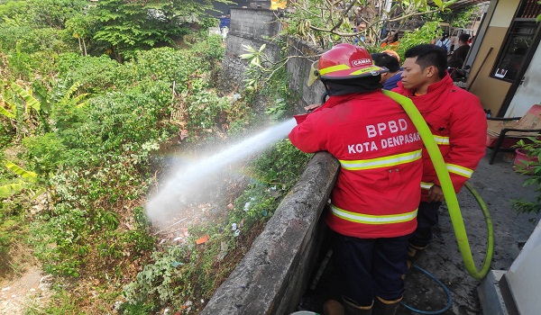 Kebakaran di Jalan Wr.Supratman