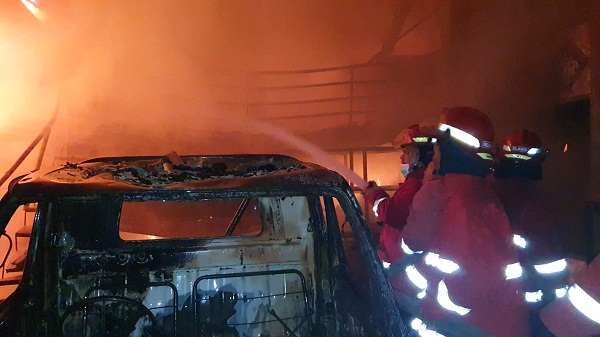 Kebakaran Gudang di Desa Peguyangan Kangin