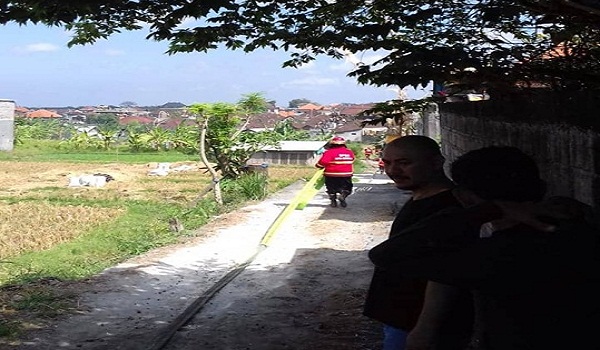 Kebakaran di Jalan Ahmad Yani Utara