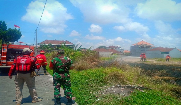 Kebakaran di Perumahan Beteng Sari Penatih