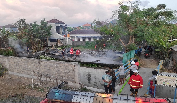 Kebakaran di Jalan Tukad Pancoran