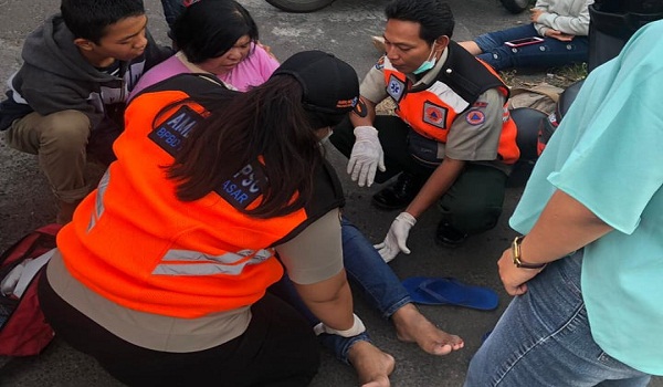 Kecelakaan Lalu Lintas di Simpang Kebo Iwa