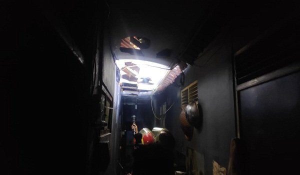 Kebakaran Warung di Jalan Gunung Cemara