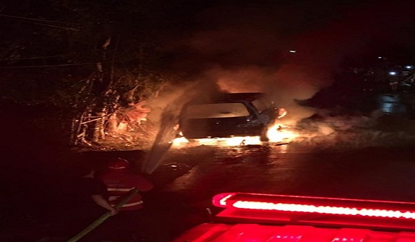 Kebakaran Mobil di Jalan Kusuma Bangsa